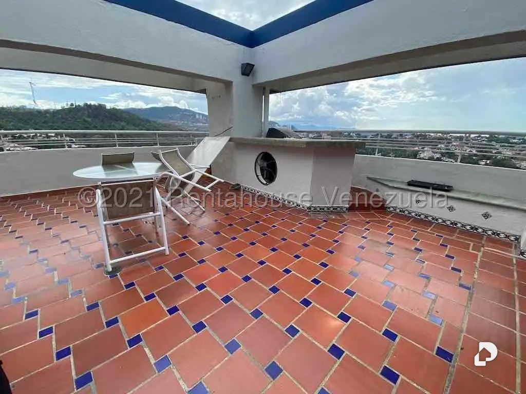 Apartamento en Las Esmeraldas, Caracas – 18