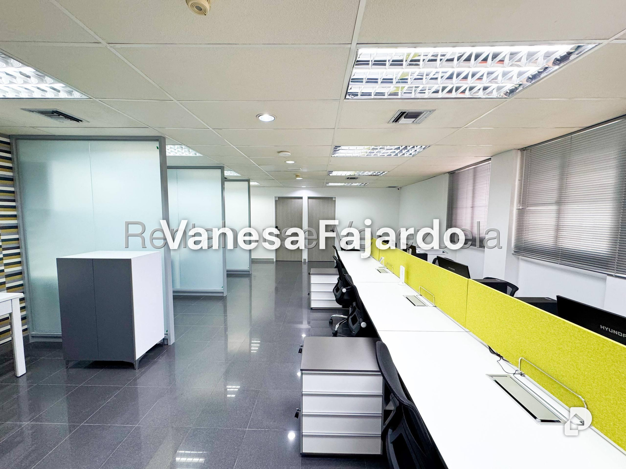 Oficina en El Rosal, Caracas – 11