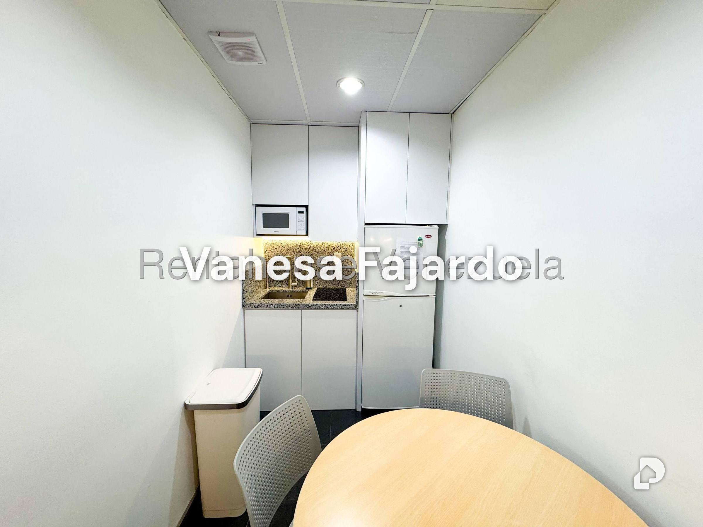 Oficina en El Rosal, Caracas – 21