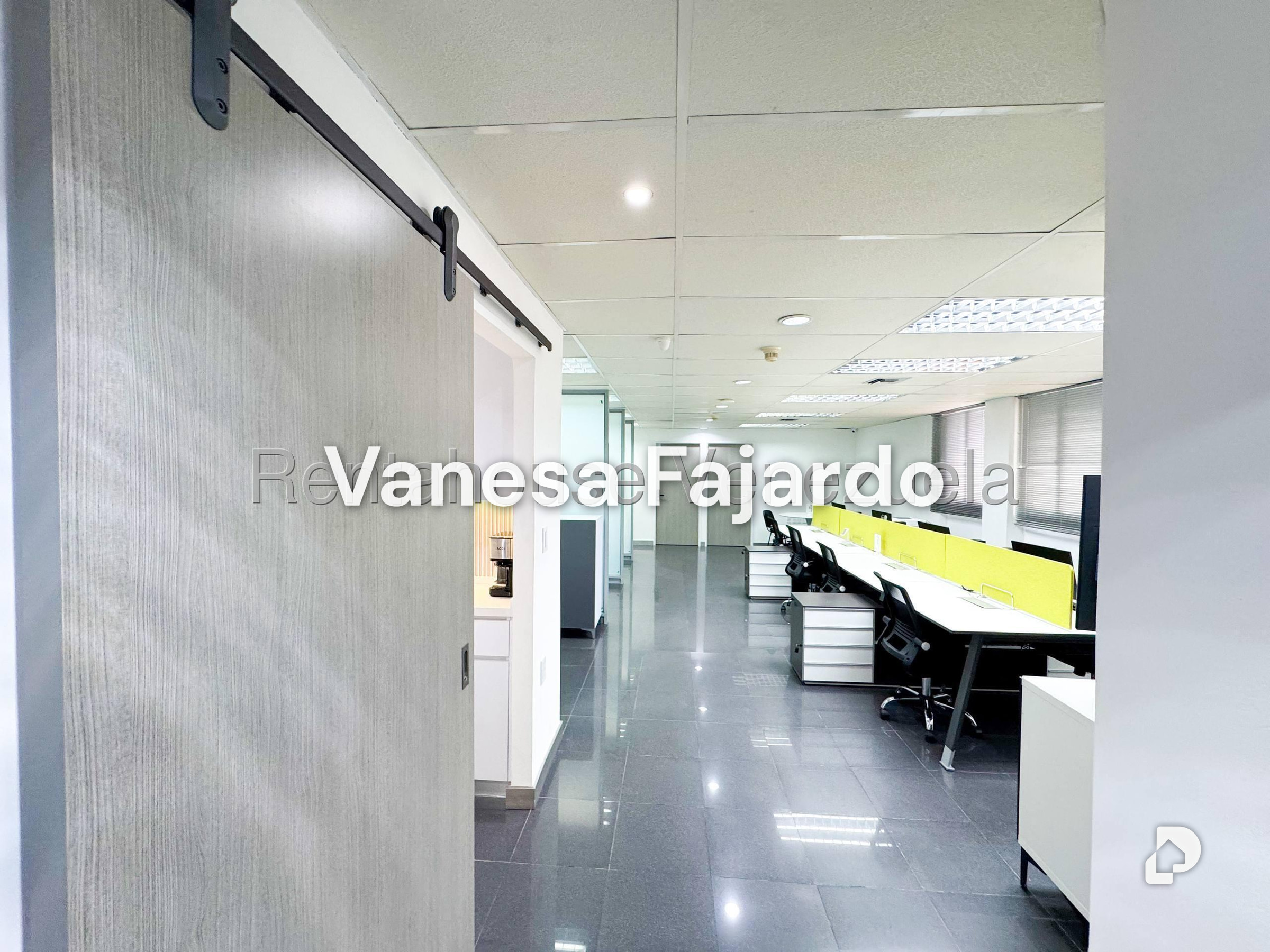 Oficina en El Rosal, Caracas – 12