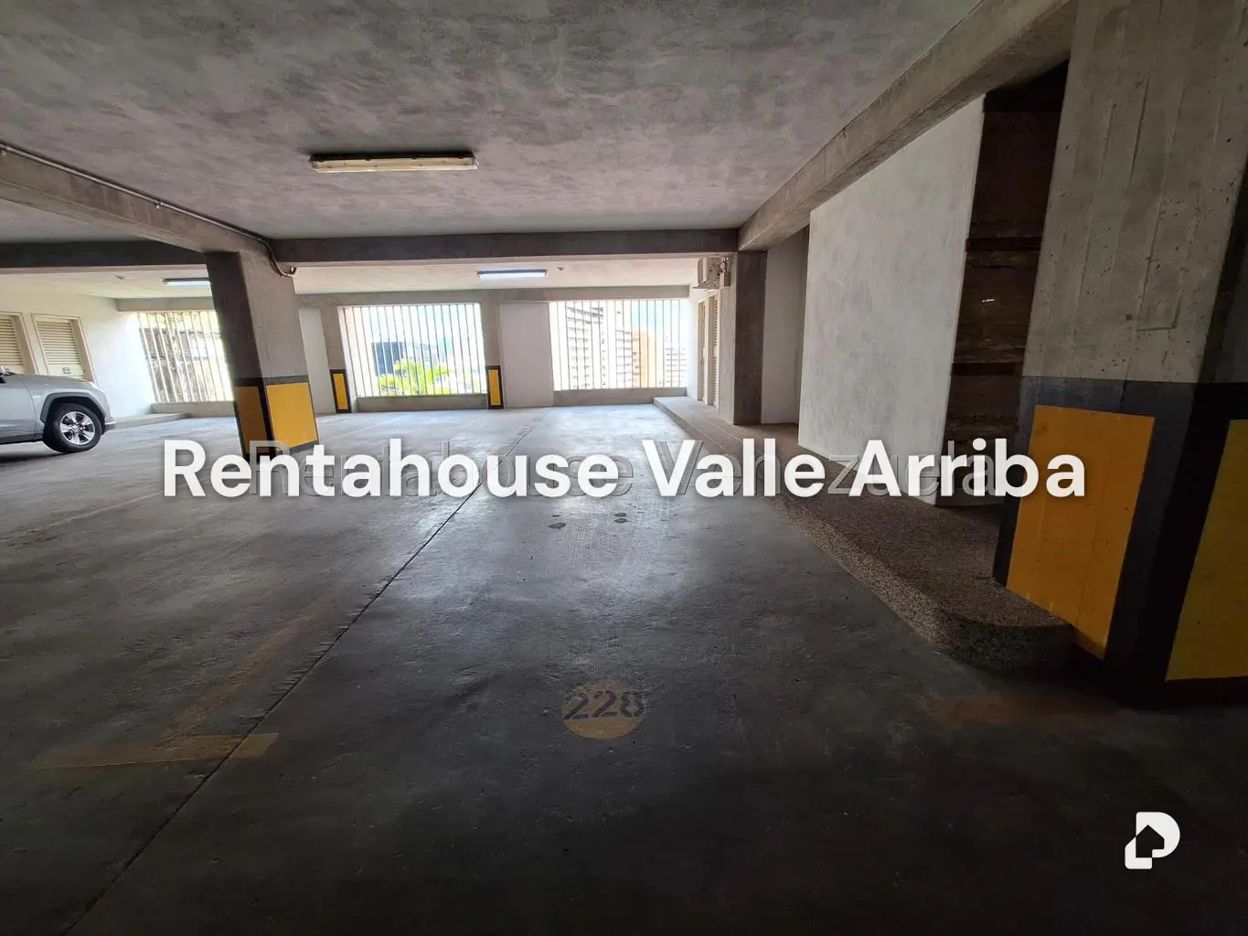 Apartamento en Lomas de Las Mercedes, Caracas – 17