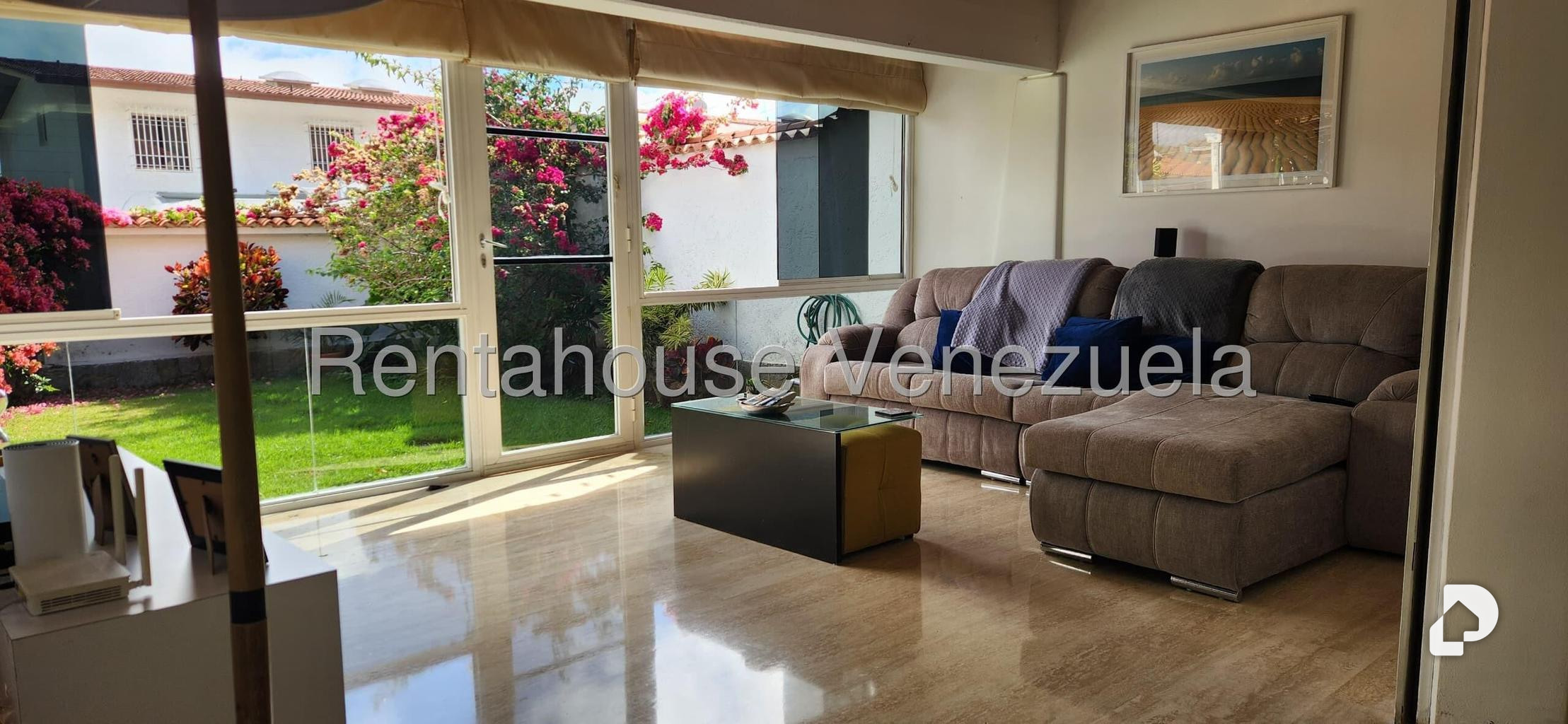 Casa en Alto Prado, Caracas – 8