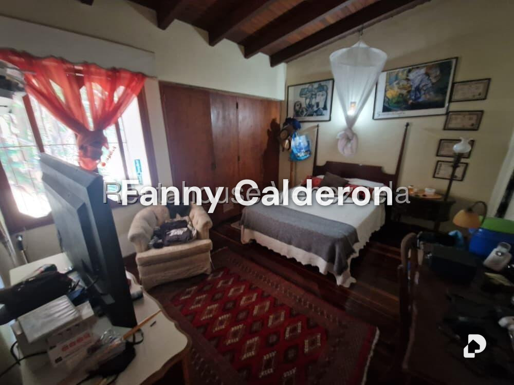 Casa en Santa Paula, Caracas – 12