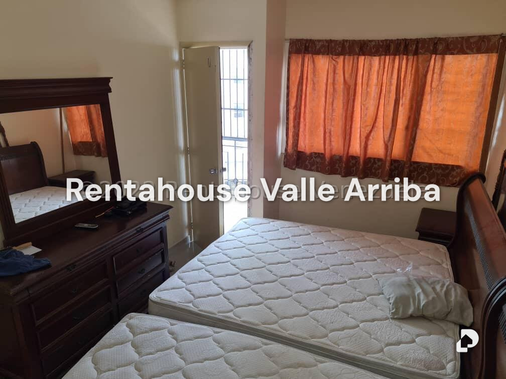 House in Colinas de Bello Monte, Caracas – 27