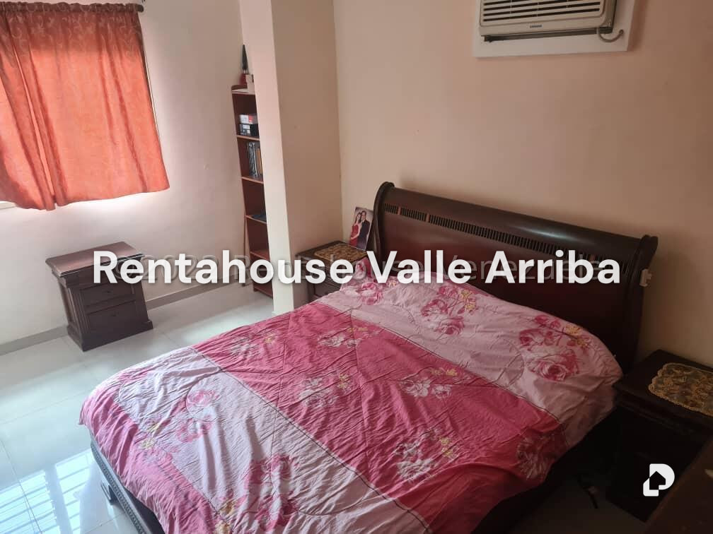 House in Colinas de Bello Monte, Caracas – 29