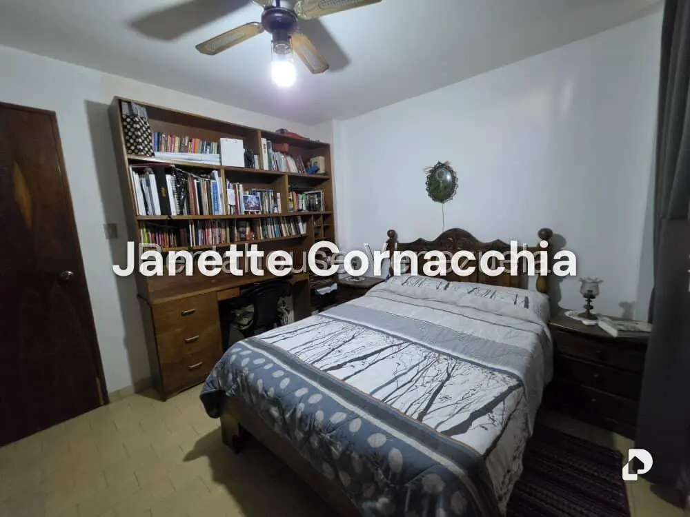 Apartamento en Parroquia La Candelaria, Caracas – 16