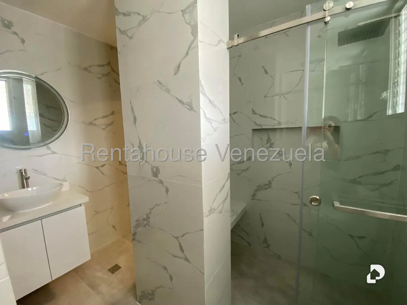 Apartamento en Santa Rosa de Lima, Caracas – 8