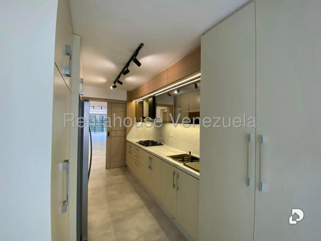 Apartamento en Santa Rosa de Lima, Caracas – 6