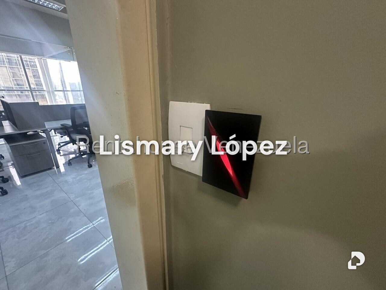 Office in Santa Paula, Caracas – 21