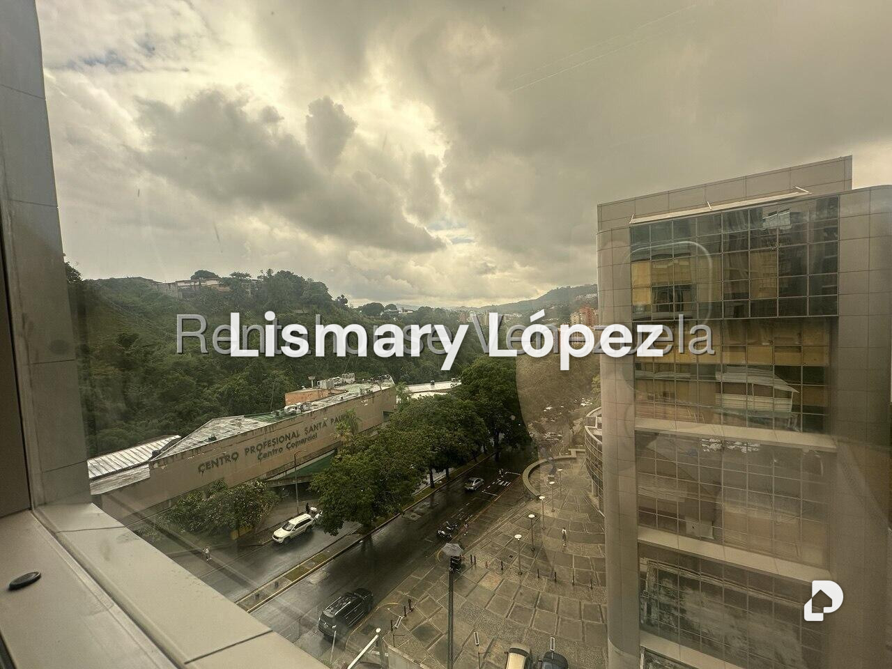 Office in Santa Paula, Caracas – 16