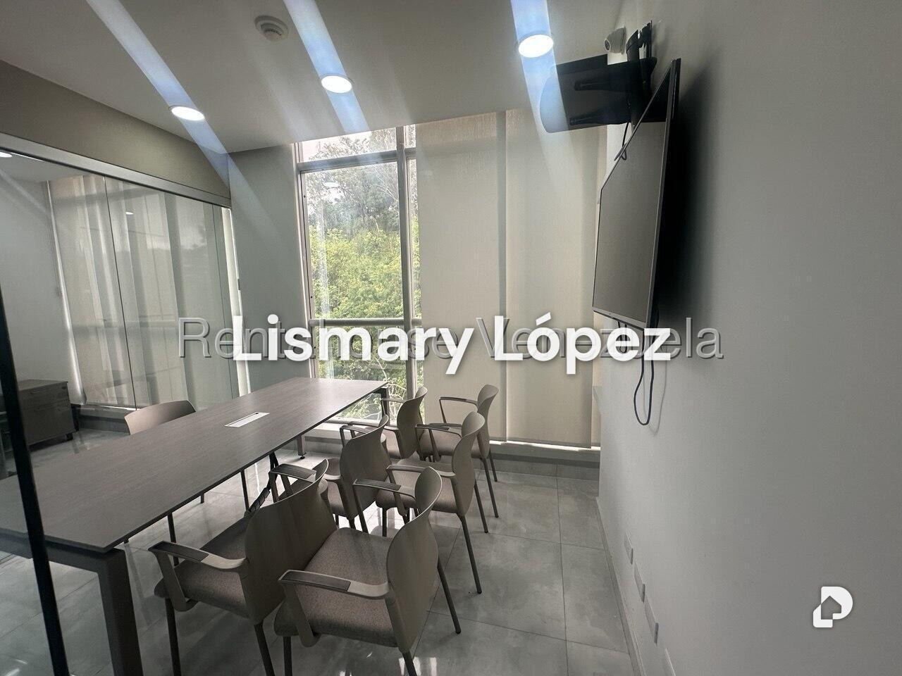 Office in Santa Paula, Caracas – 15