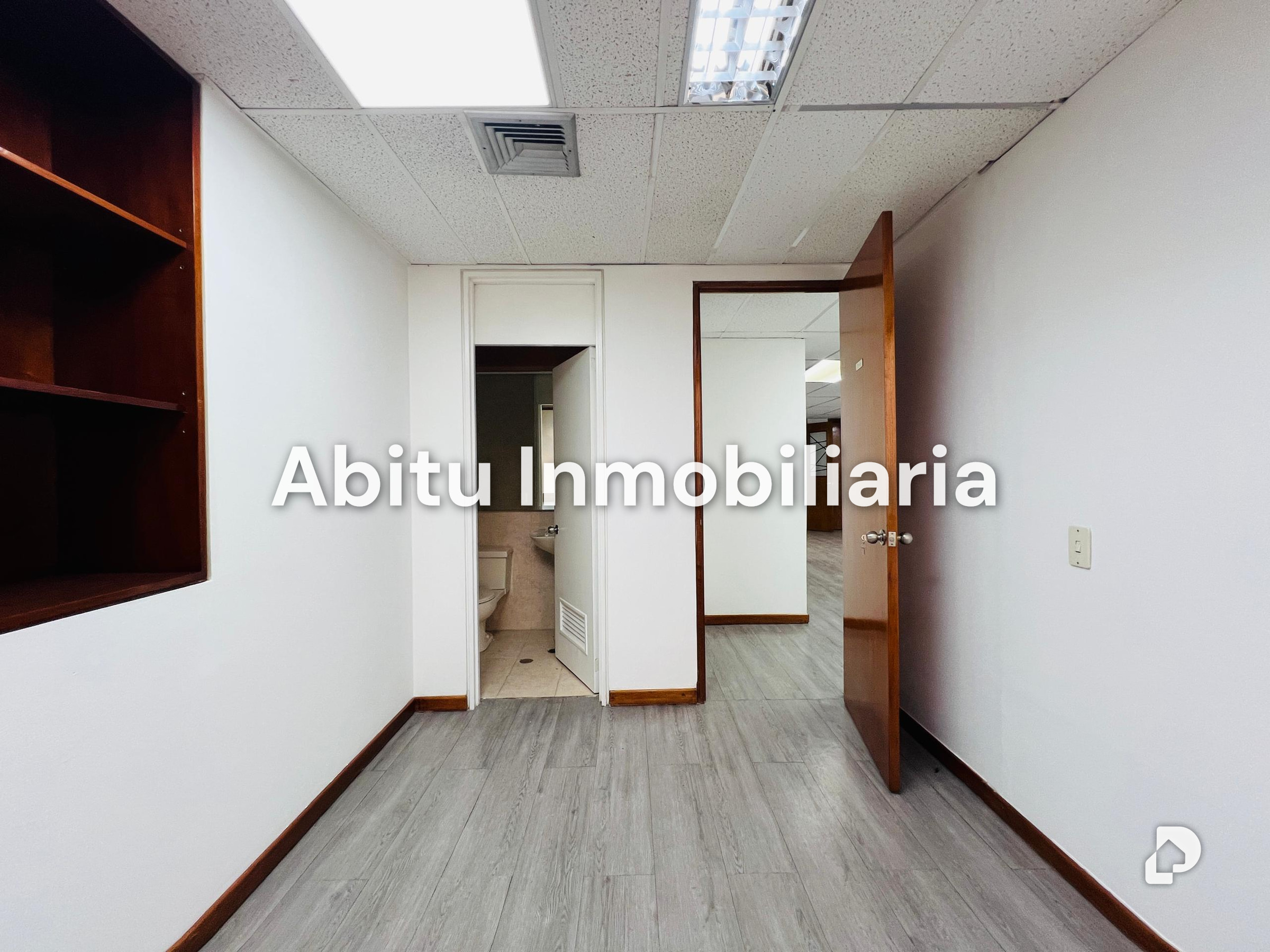 Oficina en Chuao, Caracas – 5