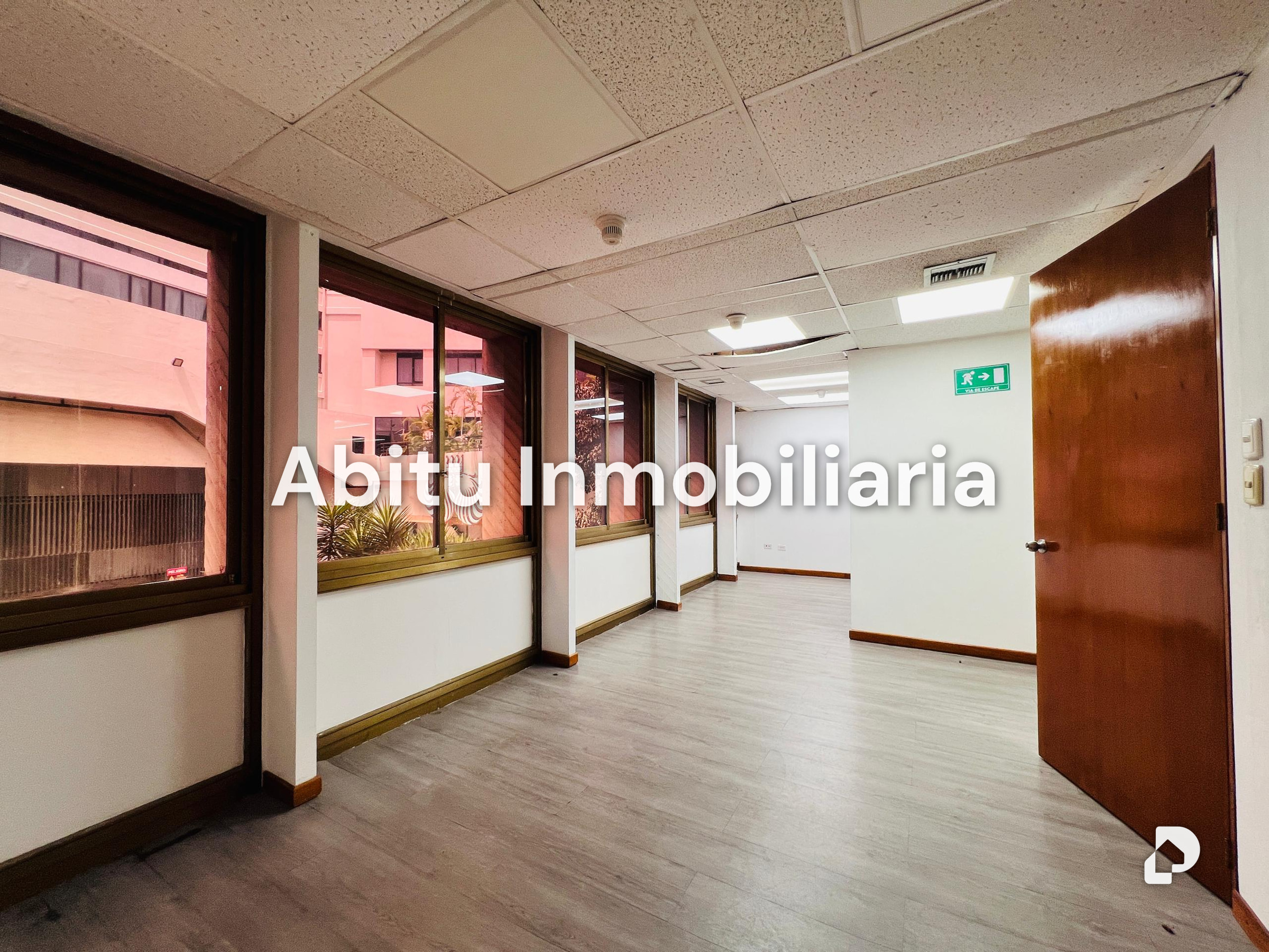 Oficina en Chuao, Caracas – 8