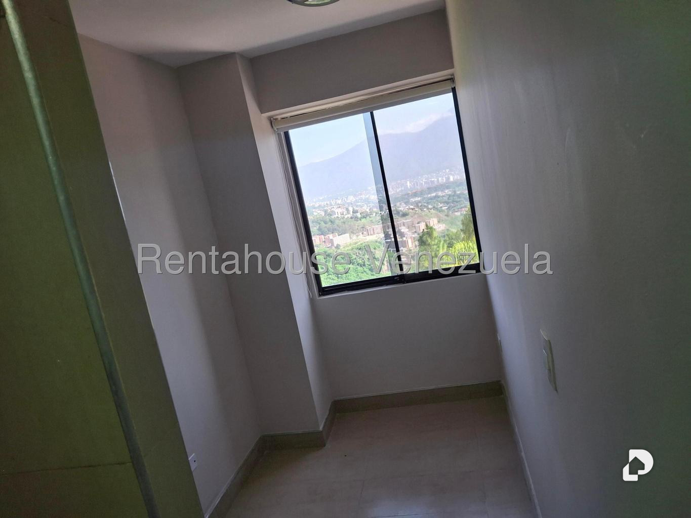 Apartamento en Solar del Hatillo, Caracas – 28