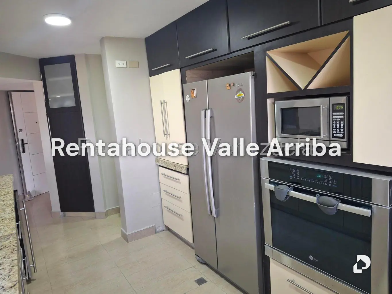 Apartamento en Solar del Hatillo, Caracas – 23