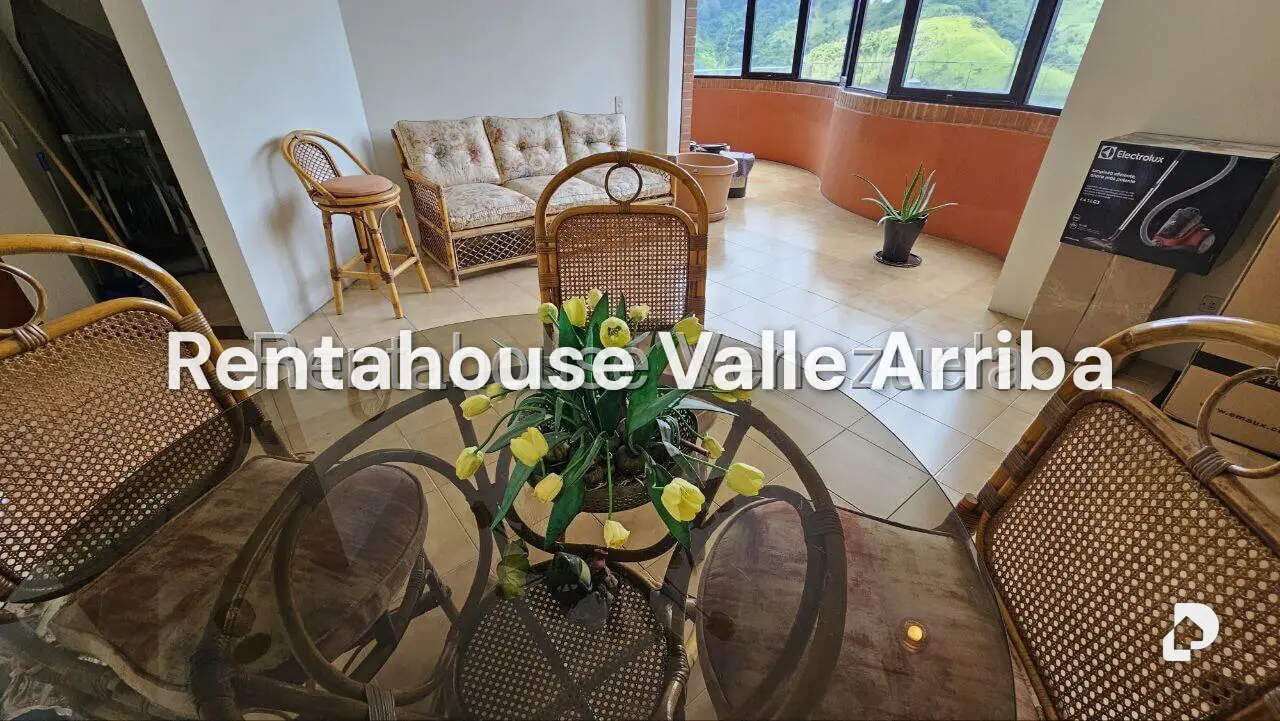 Casa en Los Samanes, Caracas – 24