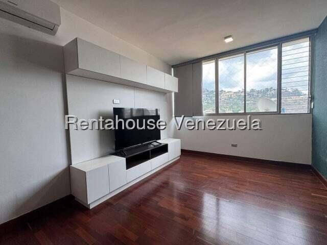 Penthouse en Santa Paula, Caracas - 1