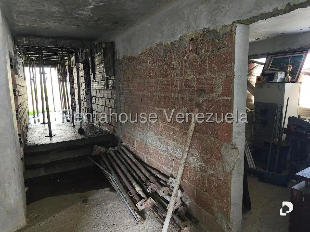 Casa en Miranda, Caracas – 18