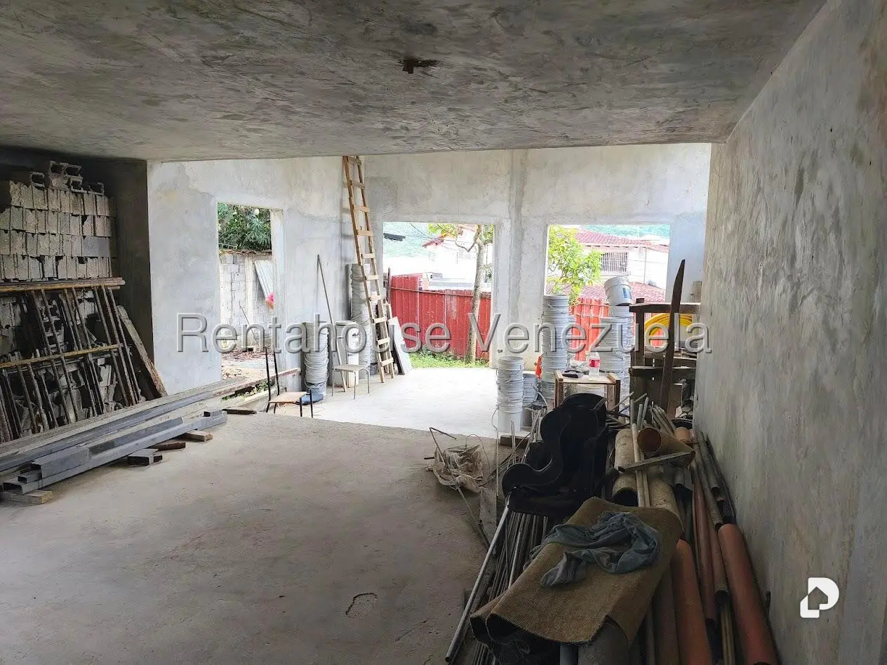 Casa en Miranda, Caracas – 16
