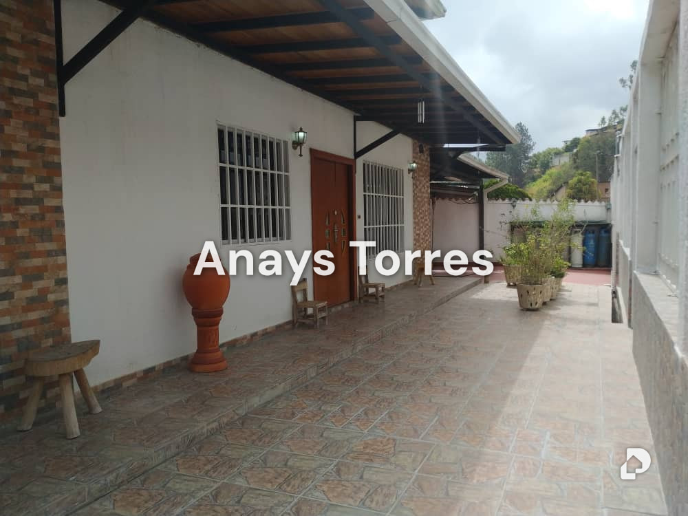 Casa en Colinas de Carrizal, Altos Mirandinos – 4