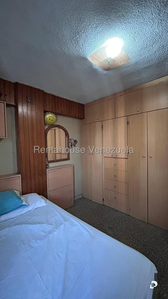 Apartamento en Buena Vista, Caracas – 12