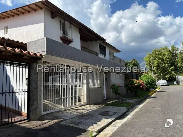 Casa en Macaracuay, Caracas – 1