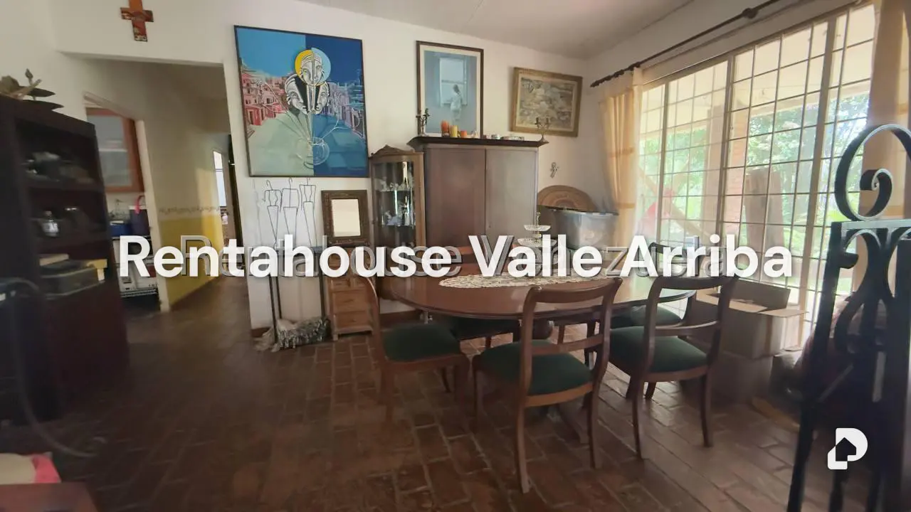Casa en Oripoto, Caracas – 29