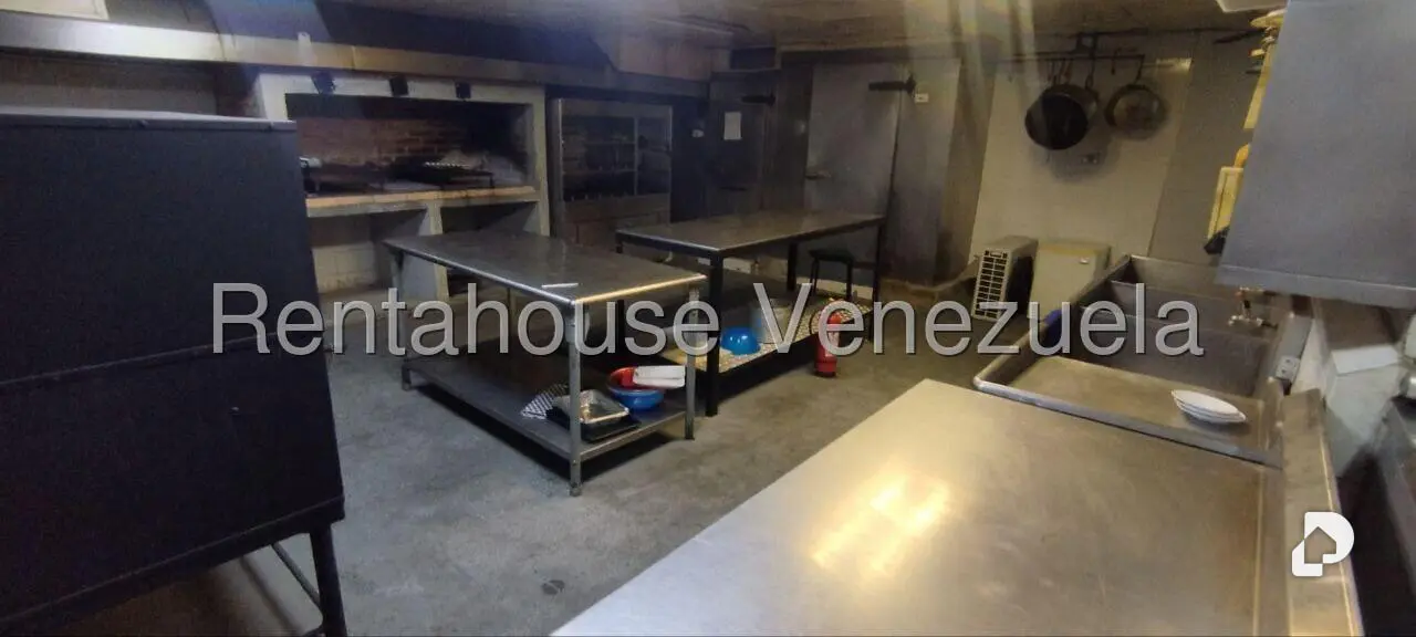 Local comercial en La Urbina, Caracas