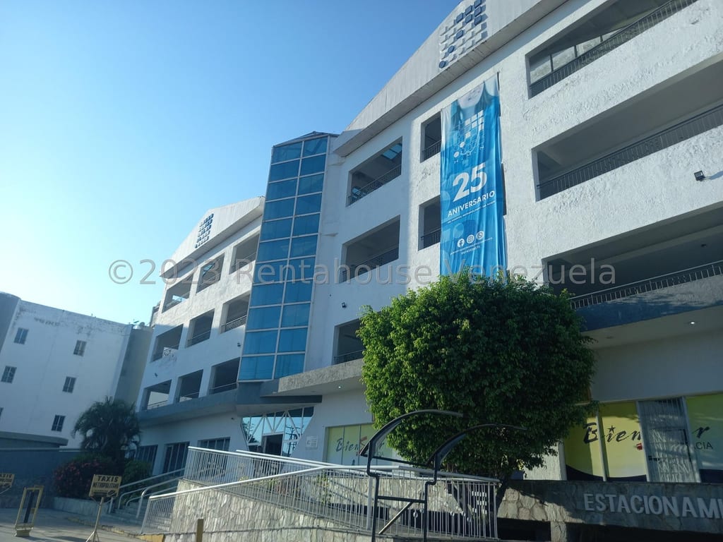 Local comercial en Los Guayabitos, Naguanagua - 1