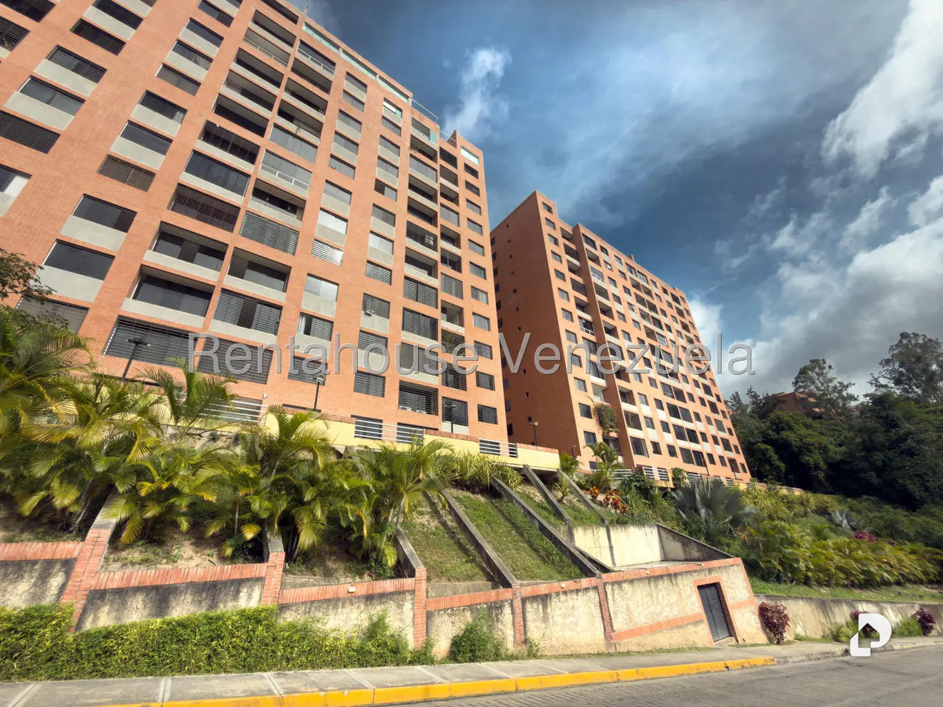 Apartamento en Colinas de La Tahona, Caracas – 2