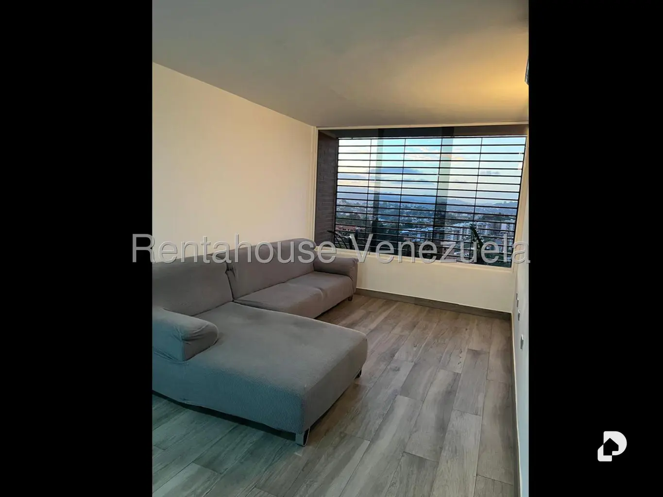 Apartamento en Colinas de La Tahona, Caracas – 22
