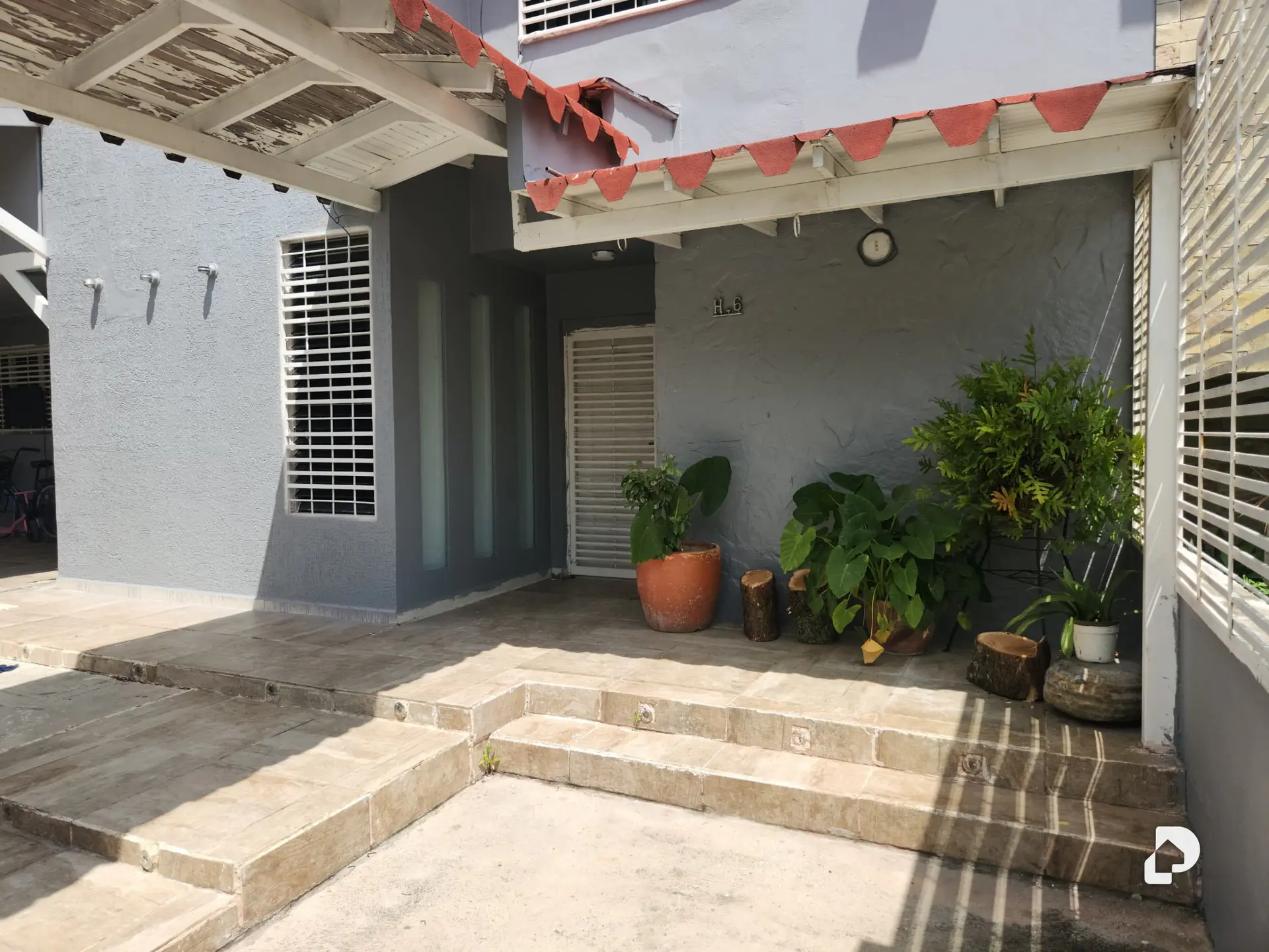 Casa en Urbanización Club Hípico Las Trinitarias, Barquisimeto – 3