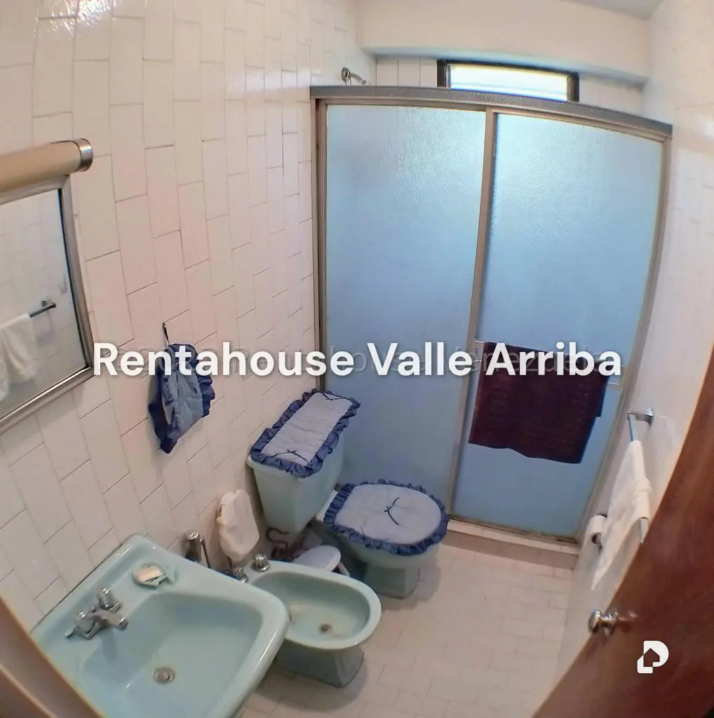 Apartamento en Santa Inés, Caracas – 24