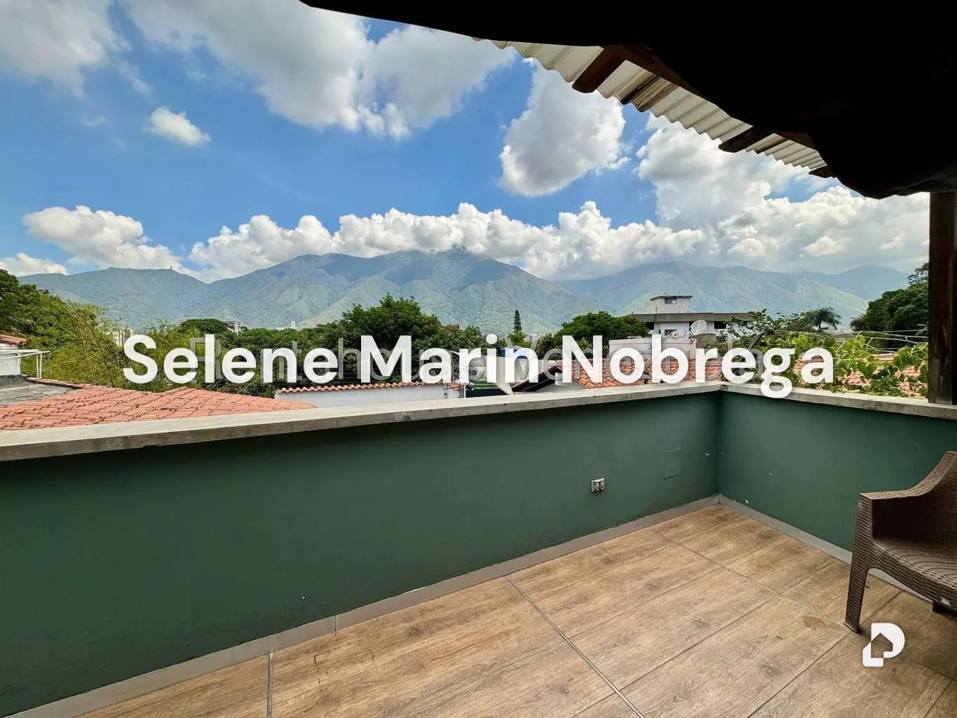 Local comercial en Chuao, Caracas – 30