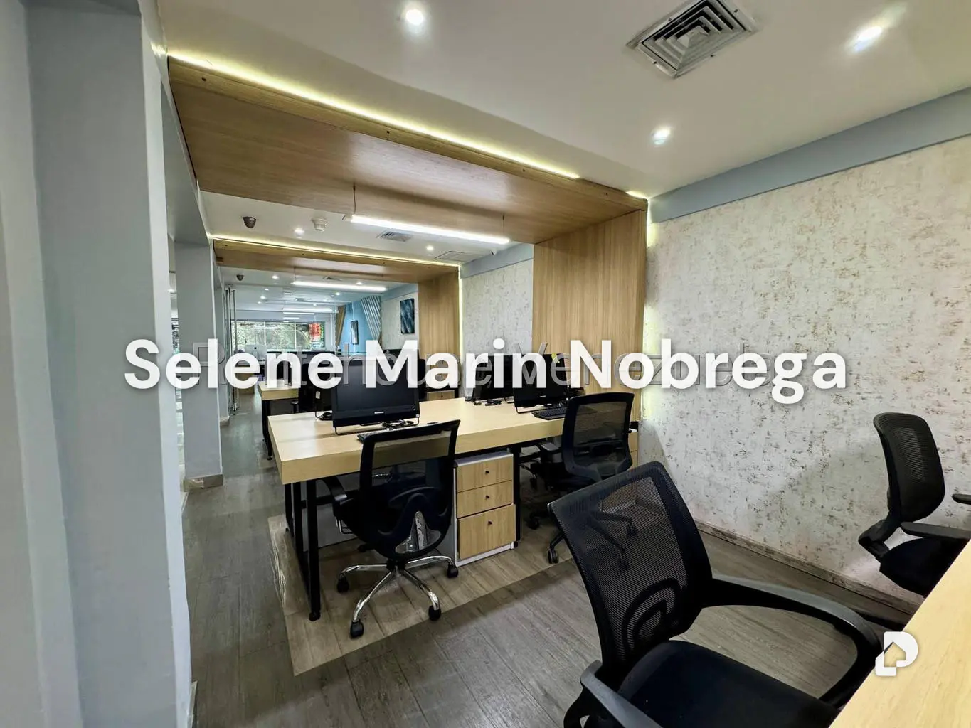 Local comercial en Chuao, Caracas – 27