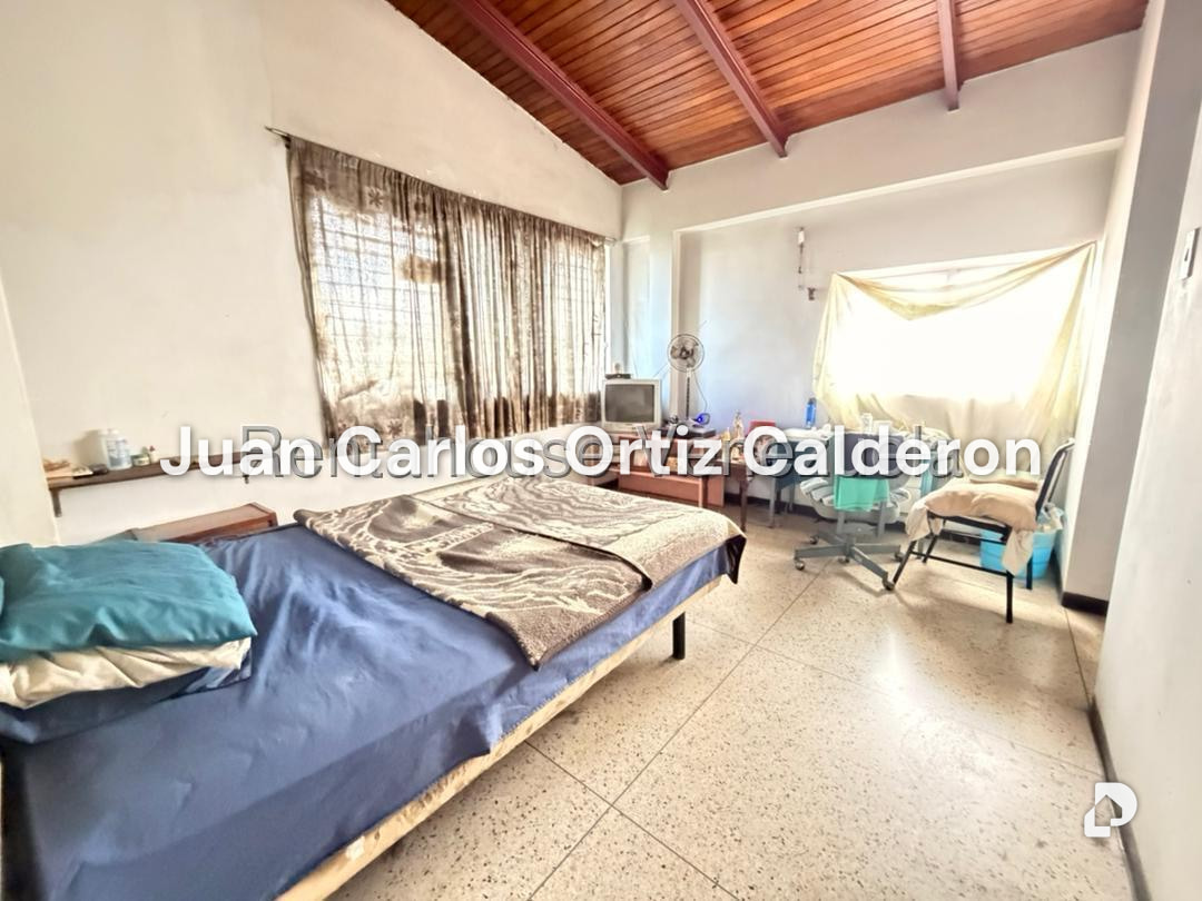 Casa en La Trinidad, Caracas – 19