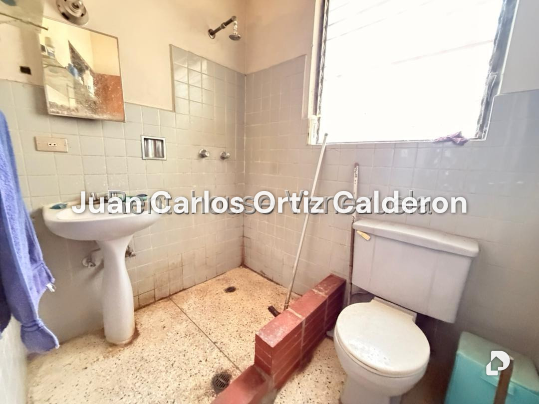 Casa en La Trinidad, Caracas – 24