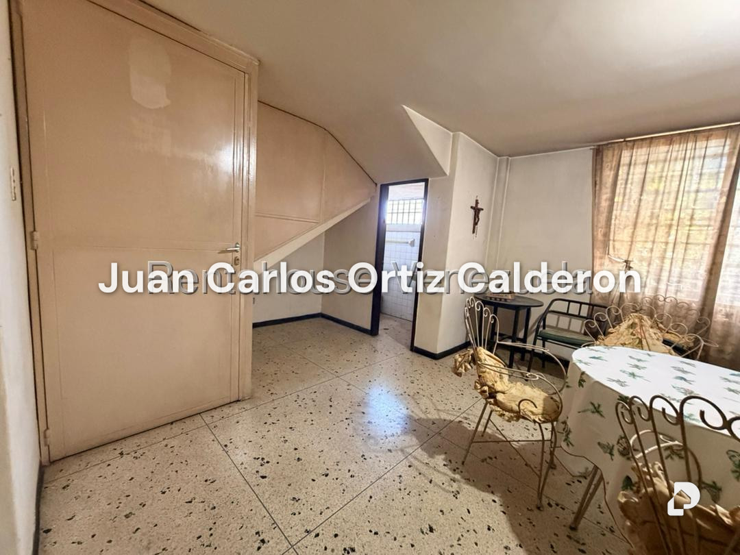 Casa en La Trinidad, Caracas – 15