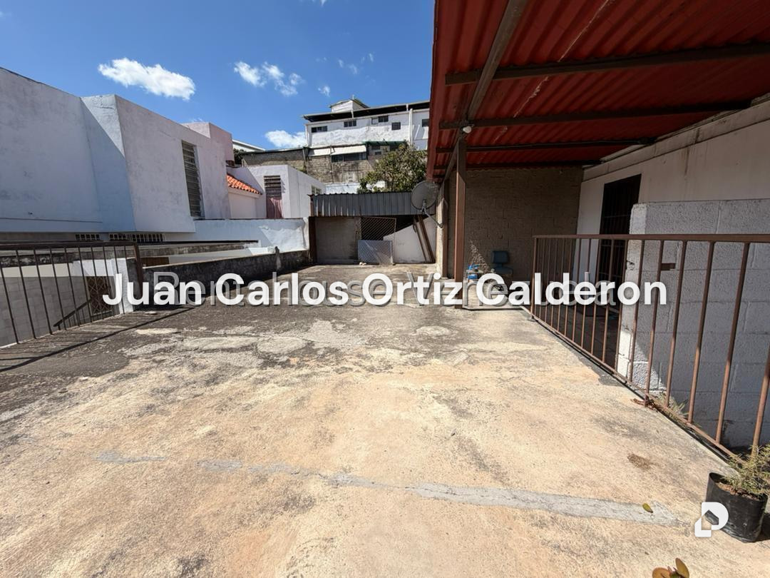 Casa en La Trinidad, Caracas – 6