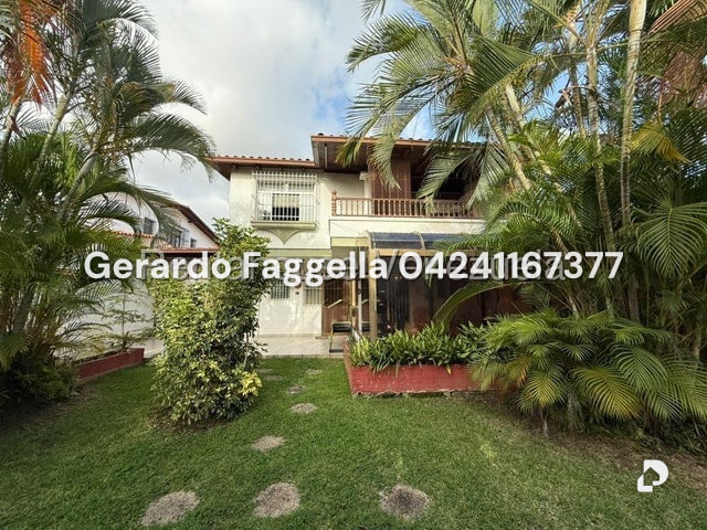 Casa en Macaracuay, Caracas – 2