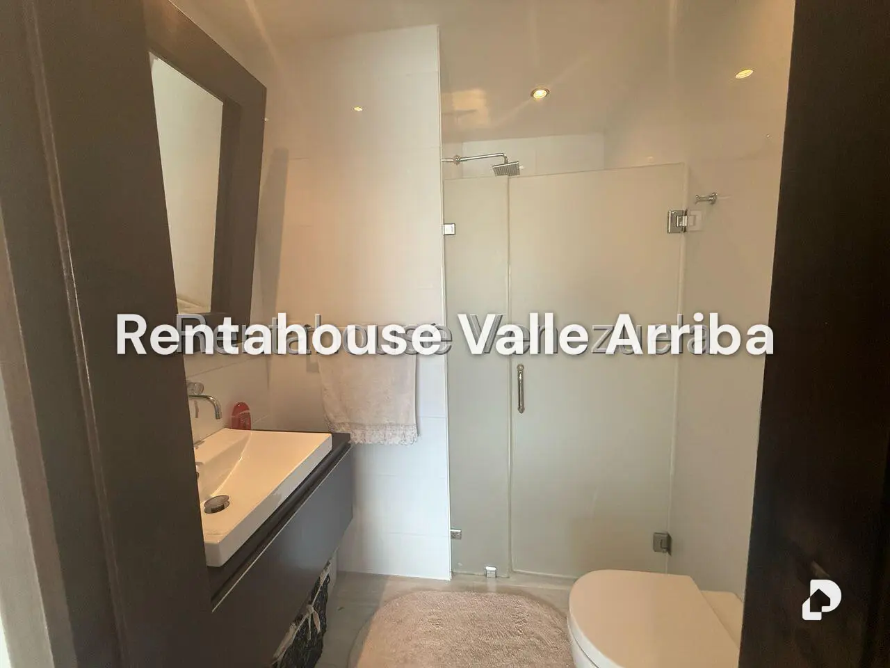 Apartamento en Santa Fe Sur, Caracas – 13