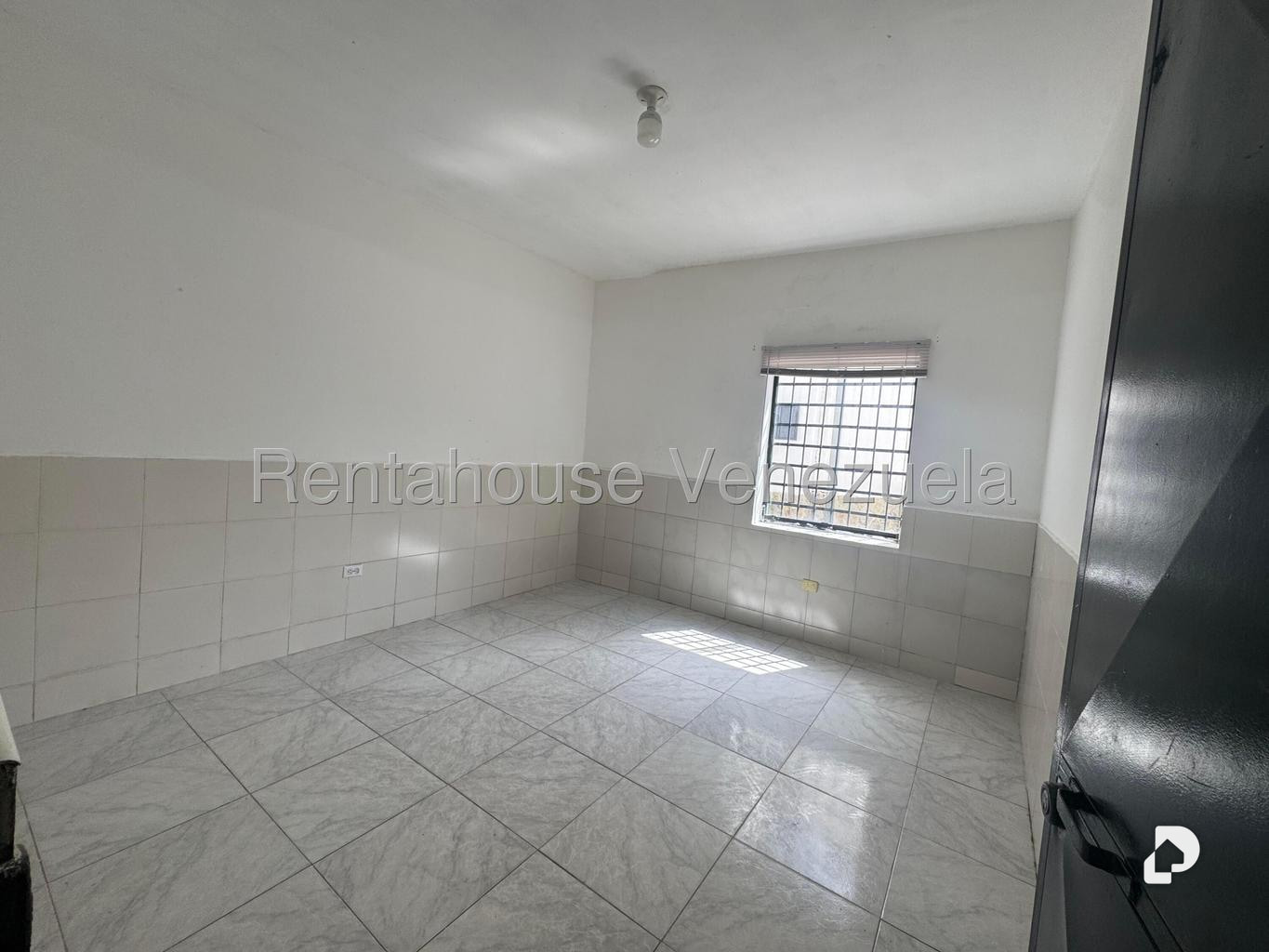 House in El Paraíso, Caracas – 15