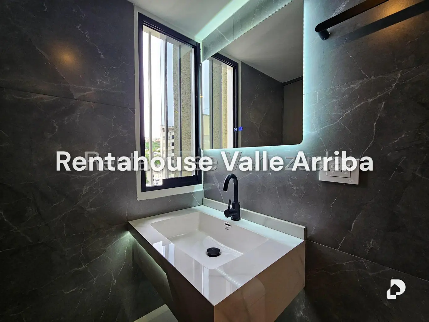 Apartamento en Santa Fe Norte, Caracas – 14
