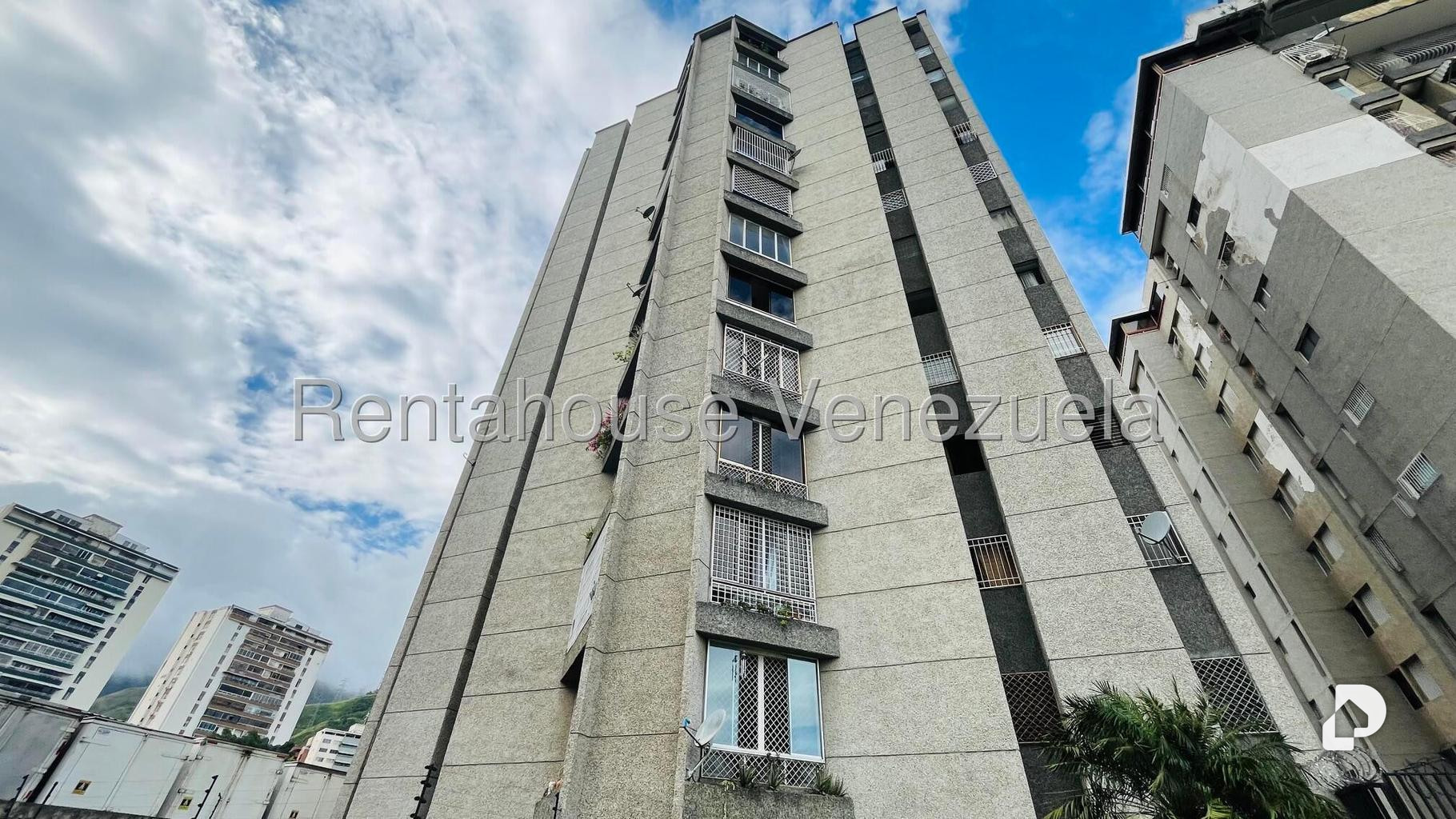 Apartment in La Urbina, Caracas – 1