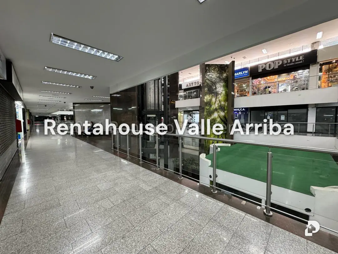 Local comercial en El Cafetal, Caracas – 15