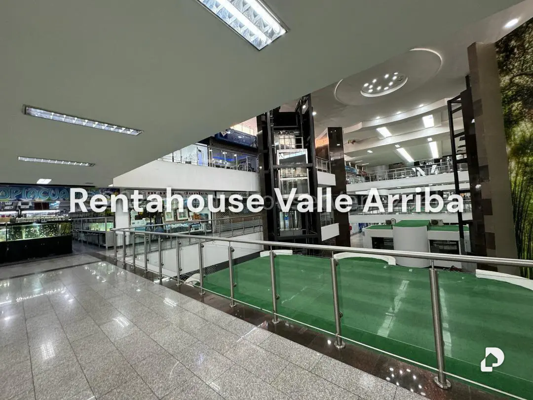 Local comercial en El Cafetal, Caracas – 17