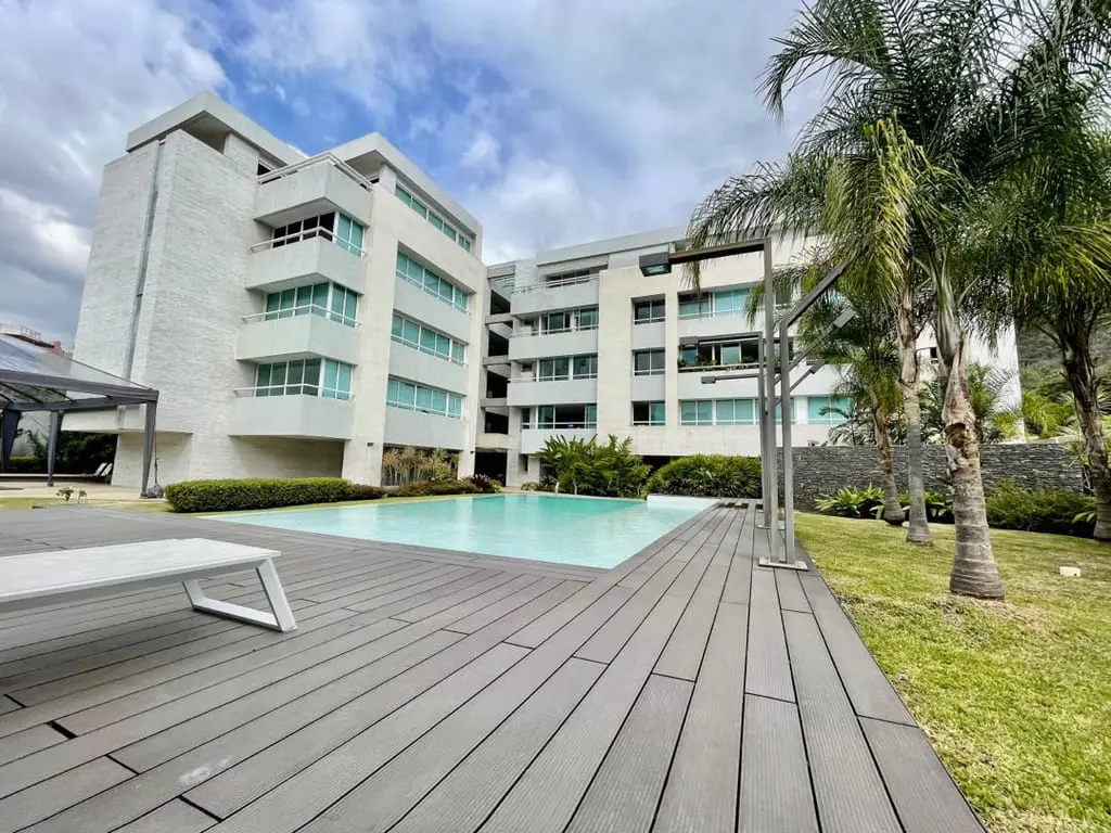 Apartment in Los Palos Grandes, Caracas - 1