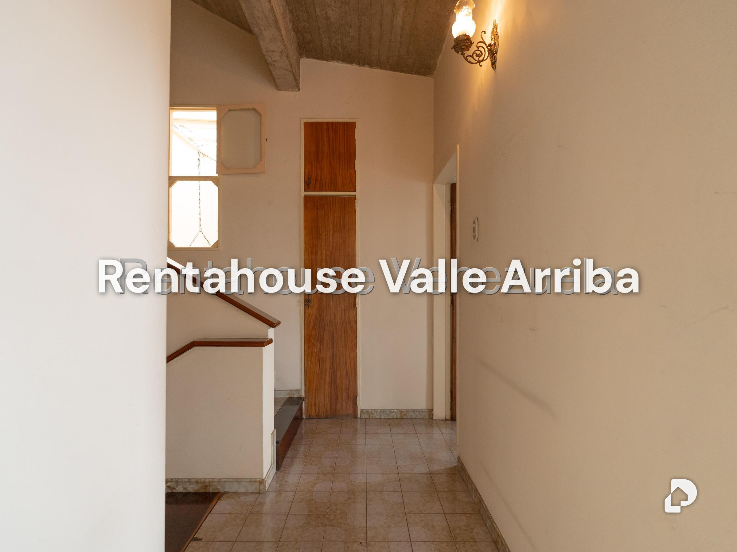 Casa en Alto Prado, Caracas – 20