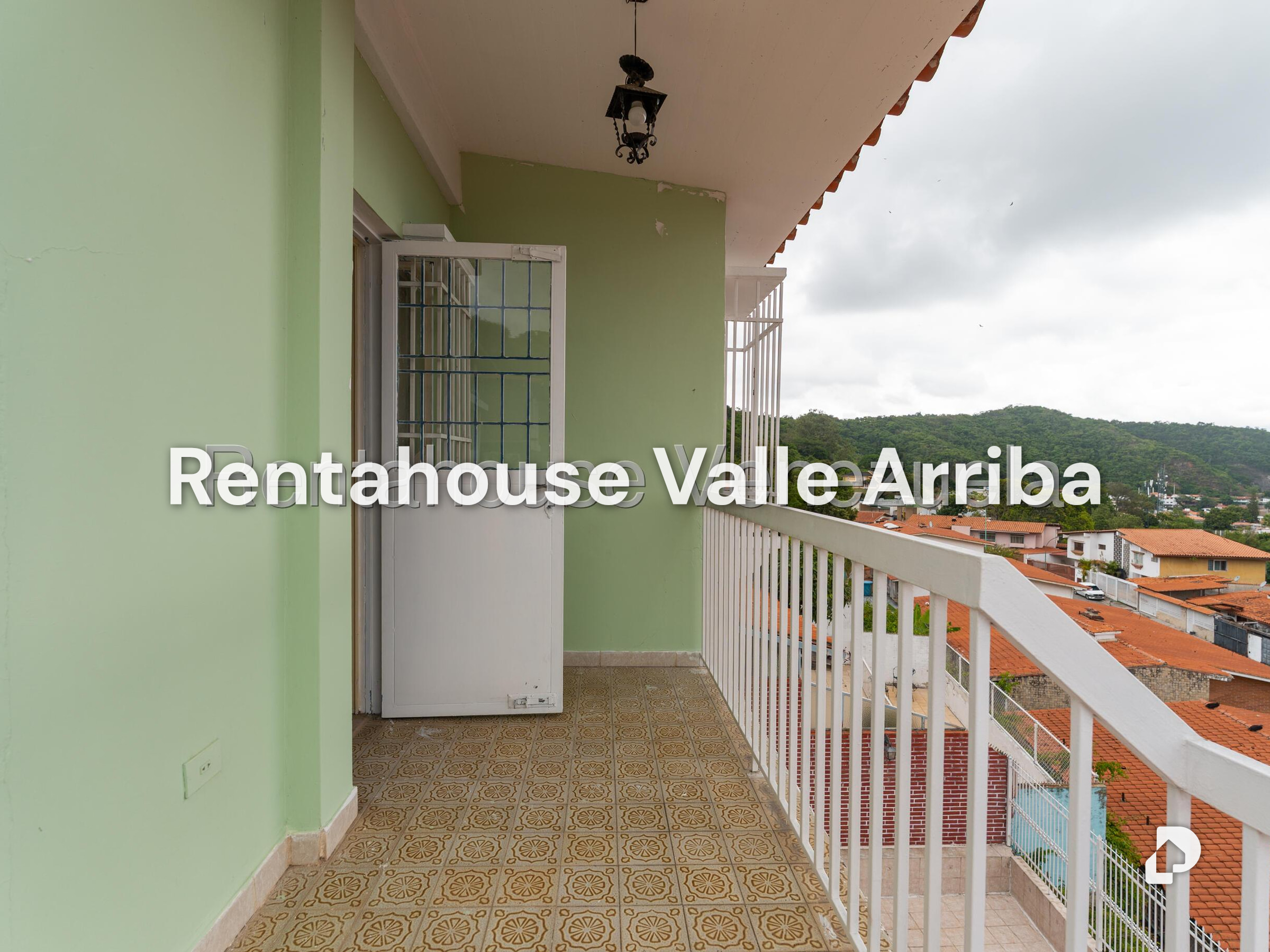 Casa en Alto Prado, Caracas – 18