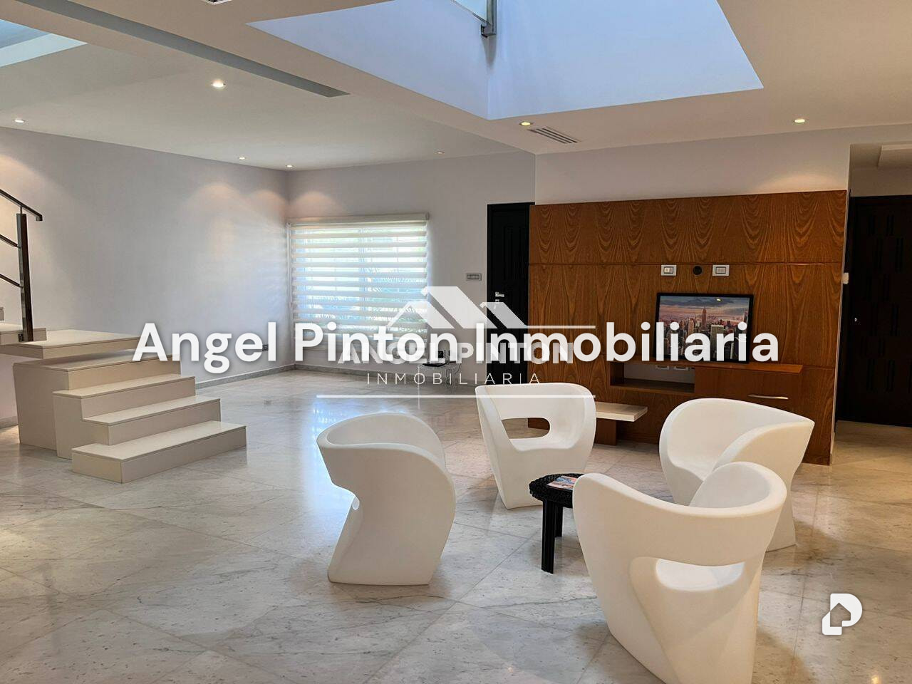 Casa en Avenida Universidad, Maracaibo – 1